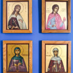 Иконы с мощами святых угодников из монастыря св. Николая во Флориде