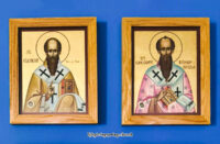 Иконы с мощами святых угодников из монастыря св. Николая во Флориде