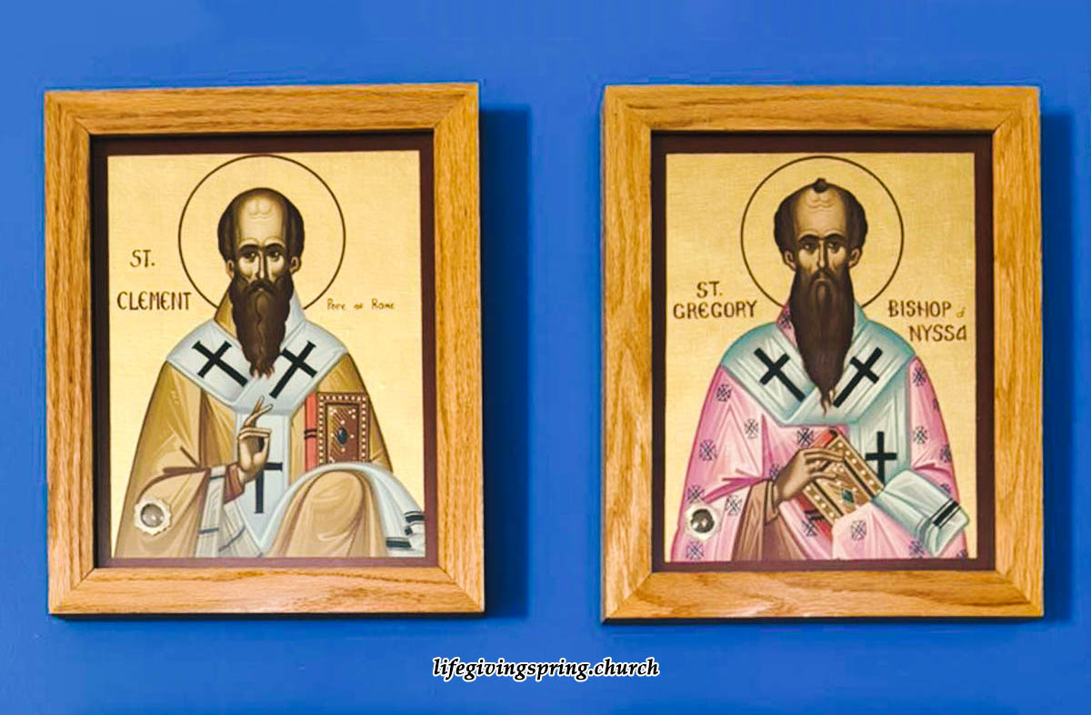 Иконы с мощами святых угодников из монастыря св. Николая во Флориде